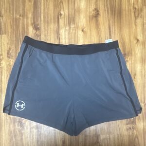 Under Armour Men's Athletic Shorts Gray Black XXL Drawstring Zipper Pocket